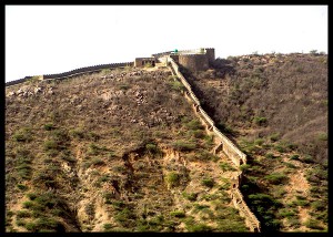 Opposite-hill-to-Bundi-Palace