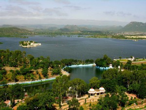 Pichola Lake